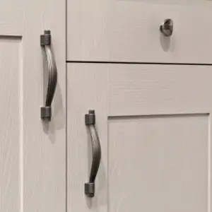 reeded handle